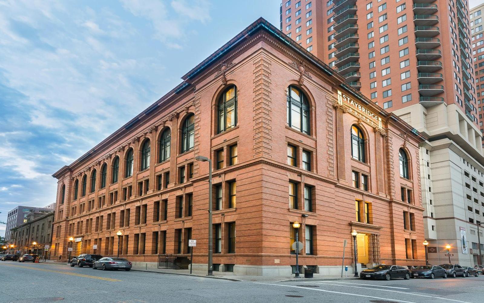 Staybridge Suites Baltimore - Inner Harbor